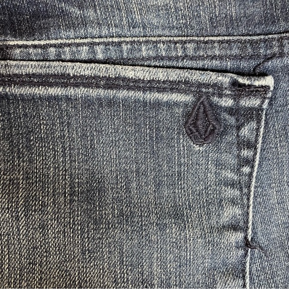 Volcom Pistol Skinny Flare Medium Wash Denim Jeans Women’s Size 13 - Picture 6 of 10